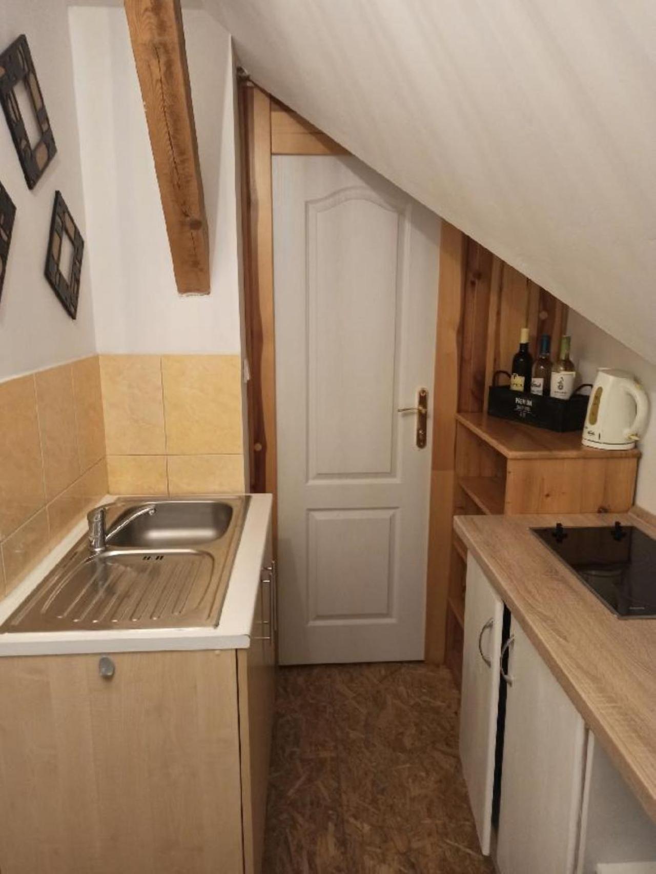 Apartmany Ziakova - Ubytovani Nove Hrady 111 Zewnętrze zdjęcie